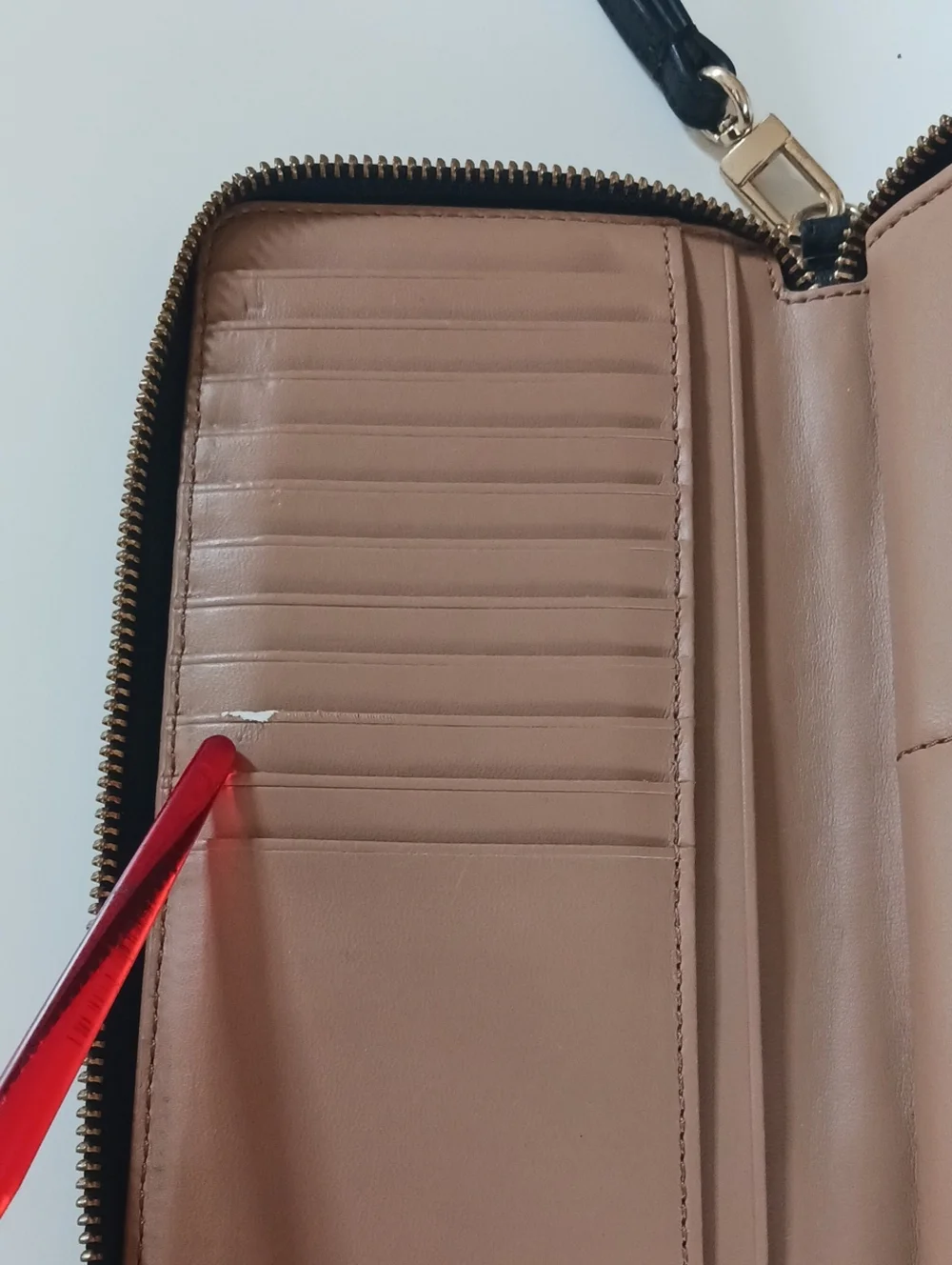 Tory Burch Robinson Wallet